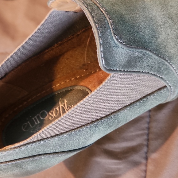 Gray EuroSoft women's boots, size 10 medium - Picture 7 of 8